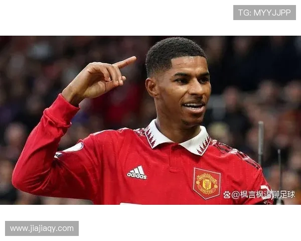 阿勒代斯警告若继续围绕田中碧发展 利兹联下赛季或将面临降级风险